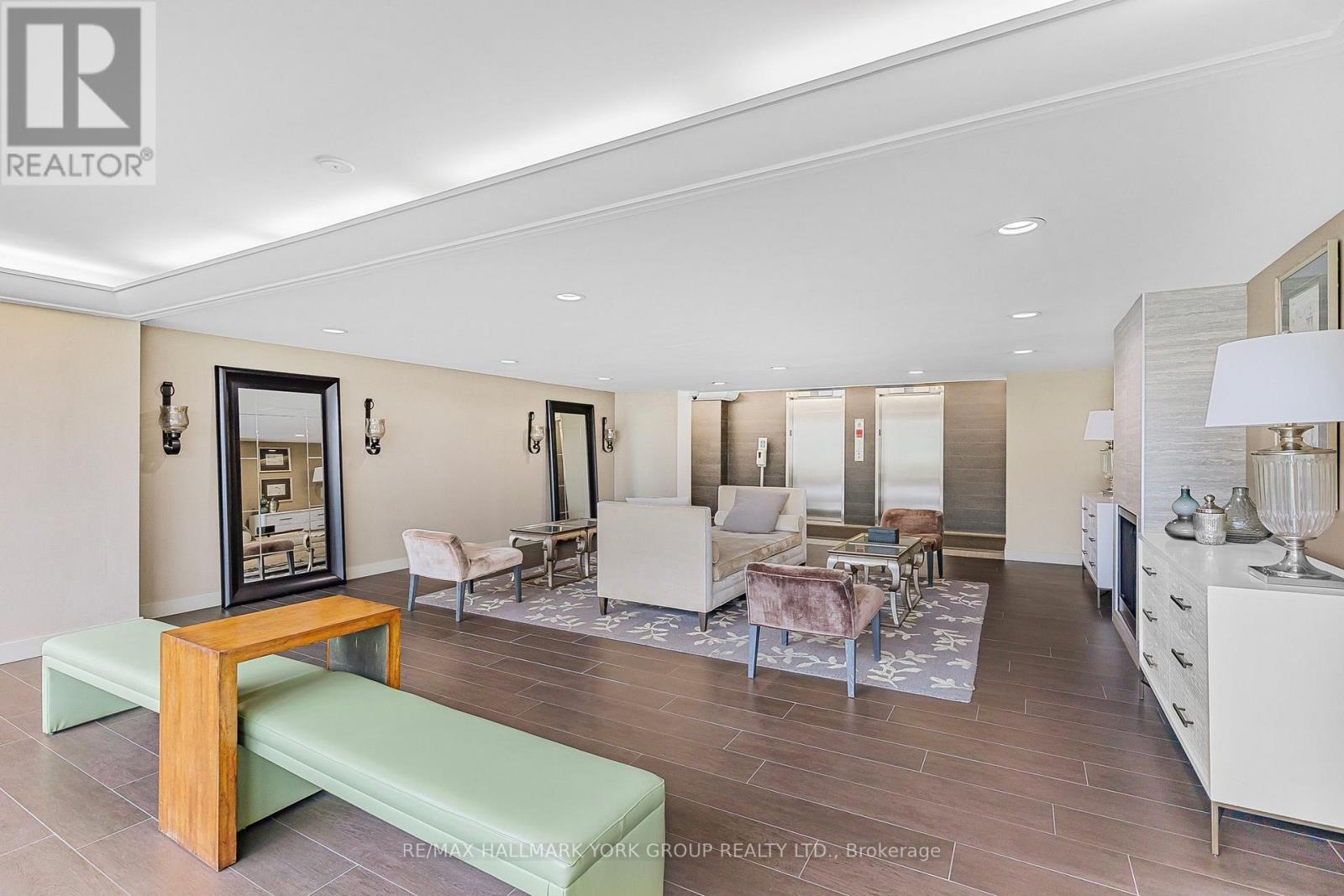 1007 - 7811 Yonge Street, Markham, ON