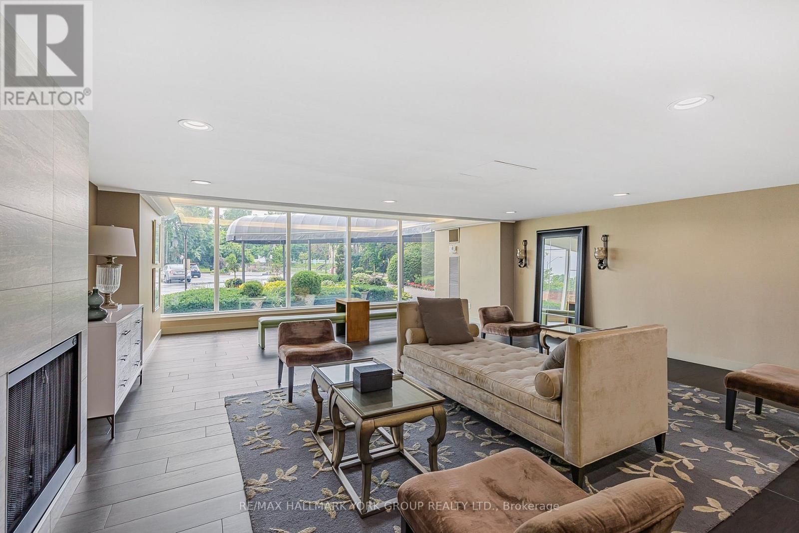 1007 - 7811 Yonge Street, Markham, ON
