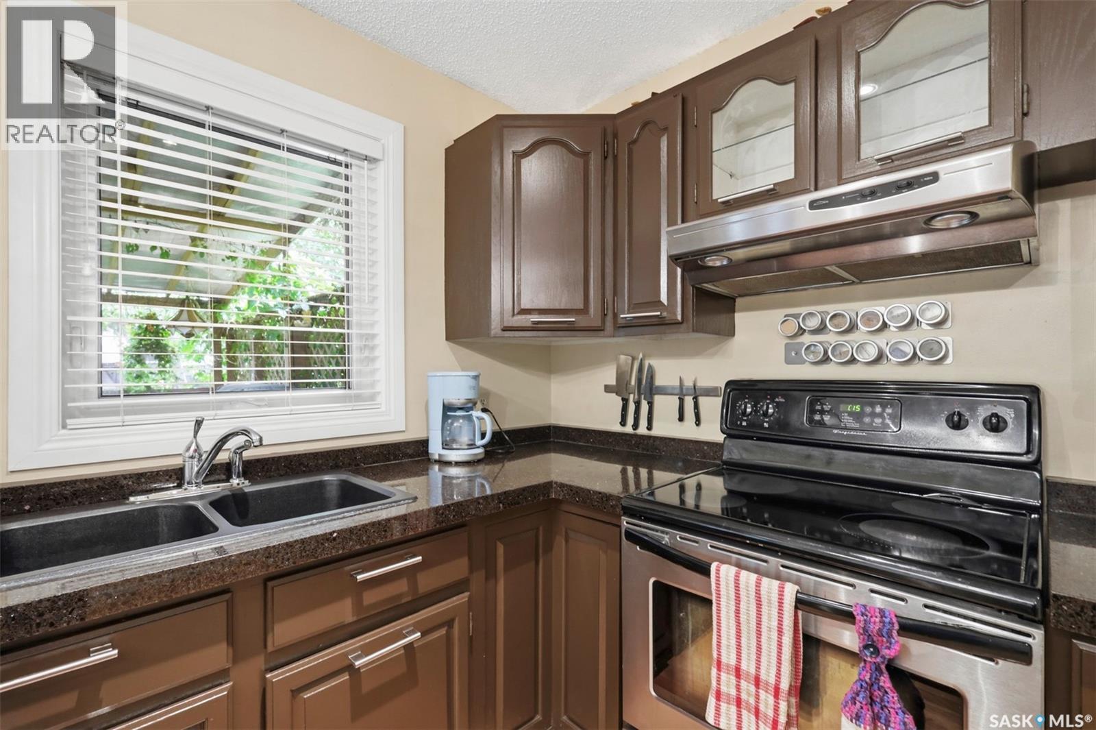 233 Kellins Place, Saskatoon, SK