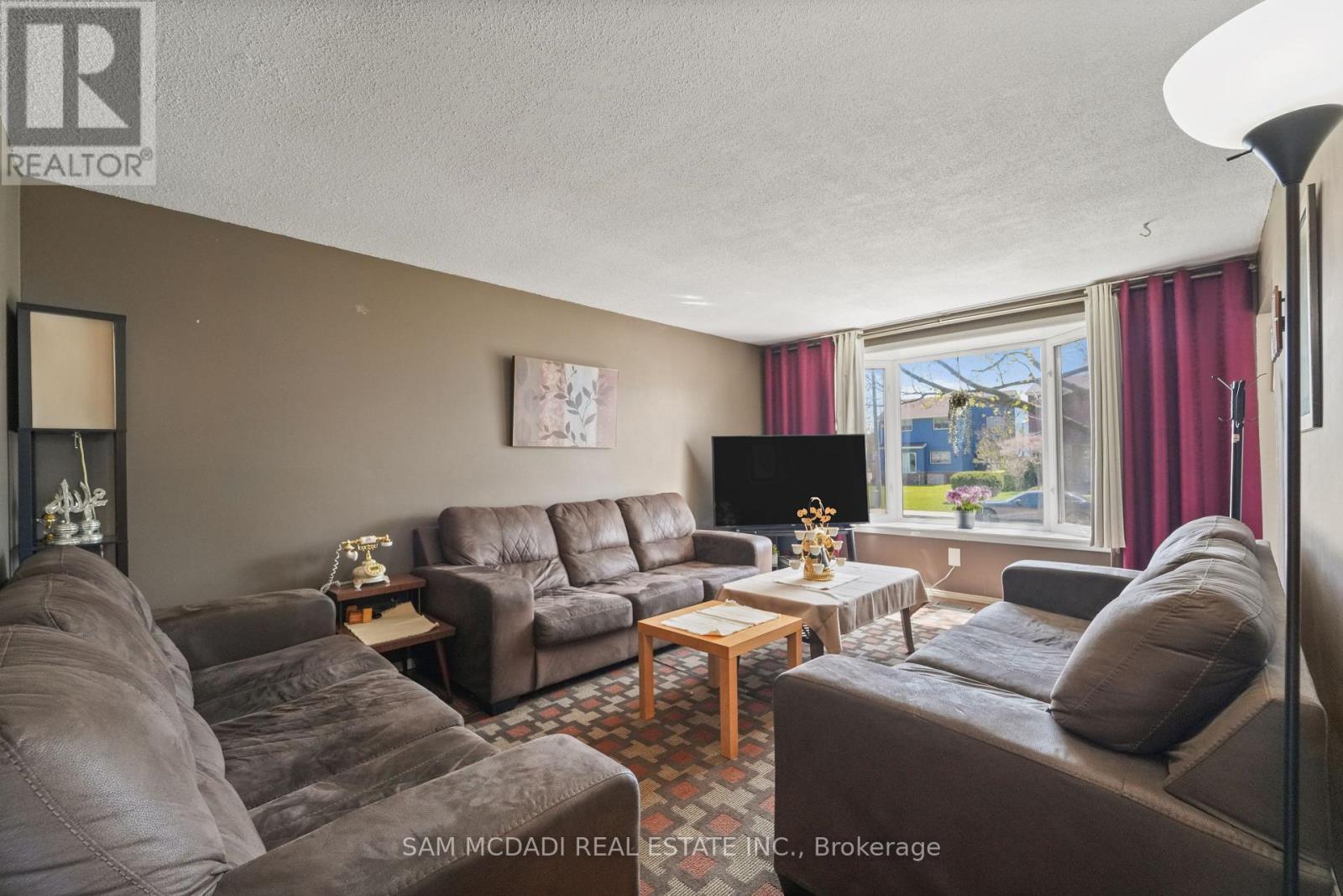 79 Locheed Drive, Hamilton, ON