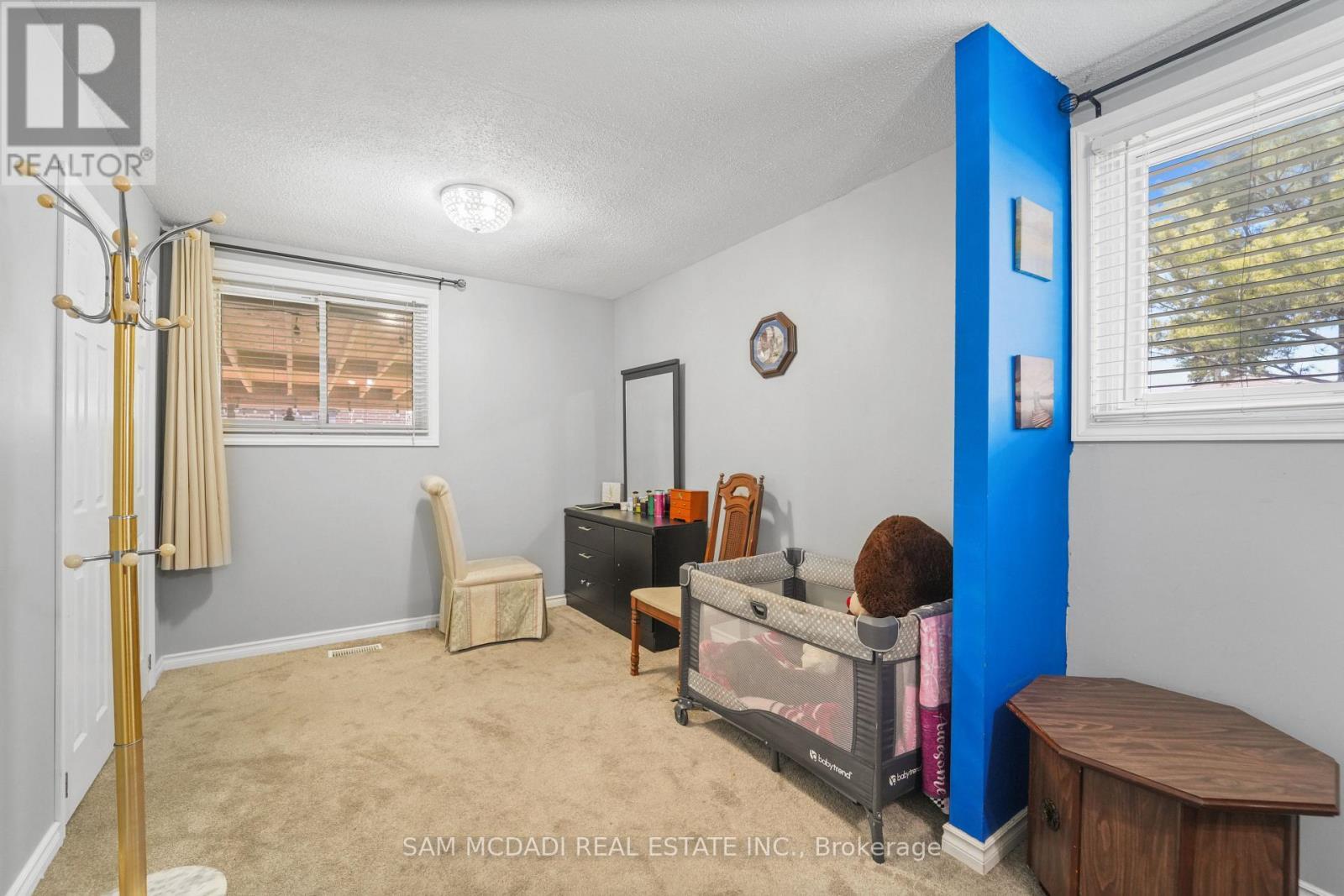 79 Locheed Drive, Hamilton, ON