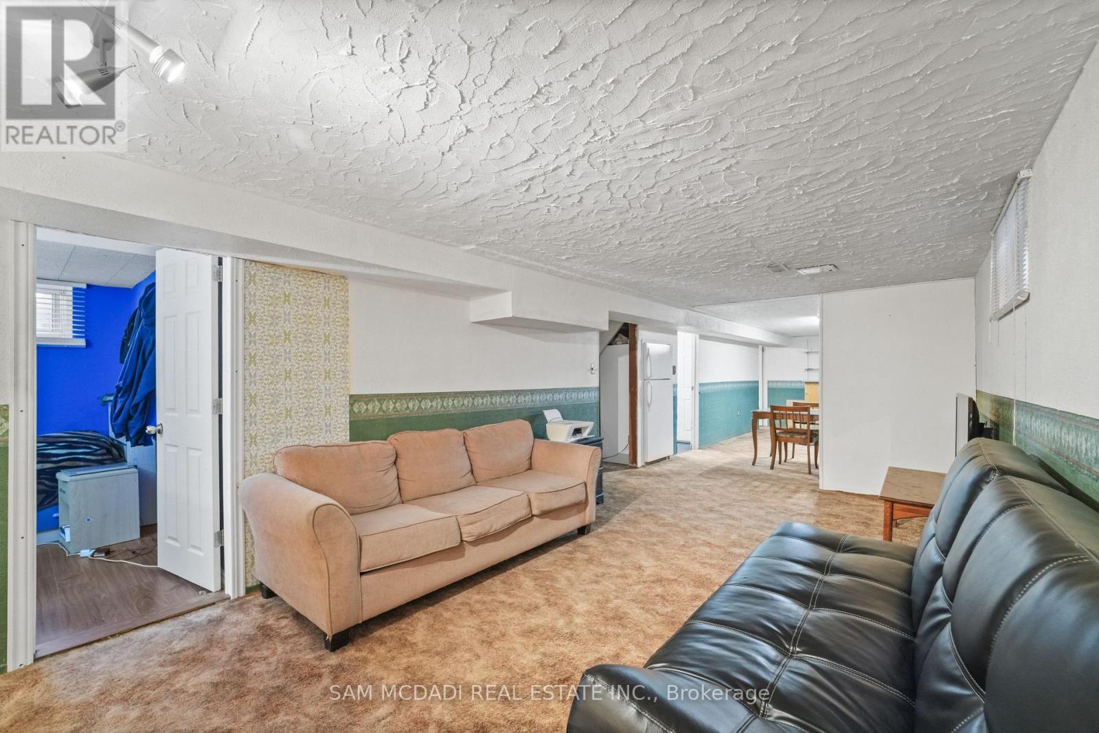 79 Locheed Drive, Hamilton, ON