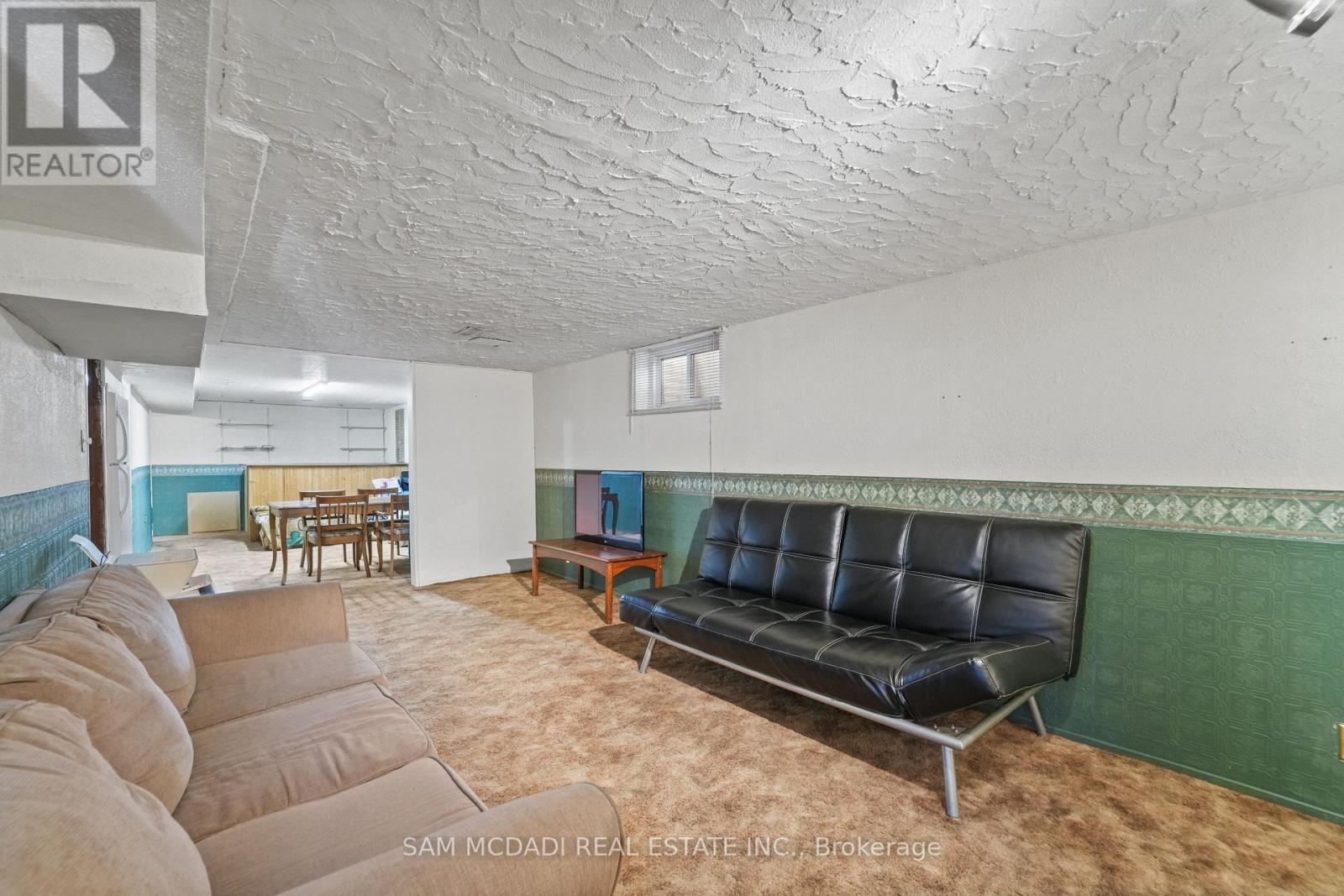 79 Locheed Drive, Hamilton, ON