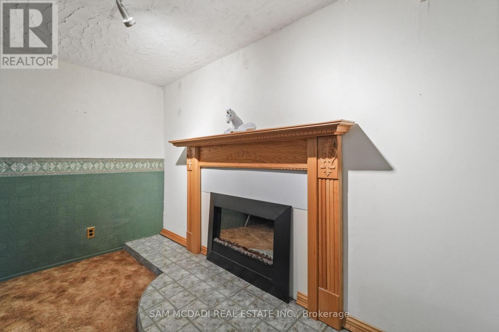 79 Locheed Drive, Hamilton, ON