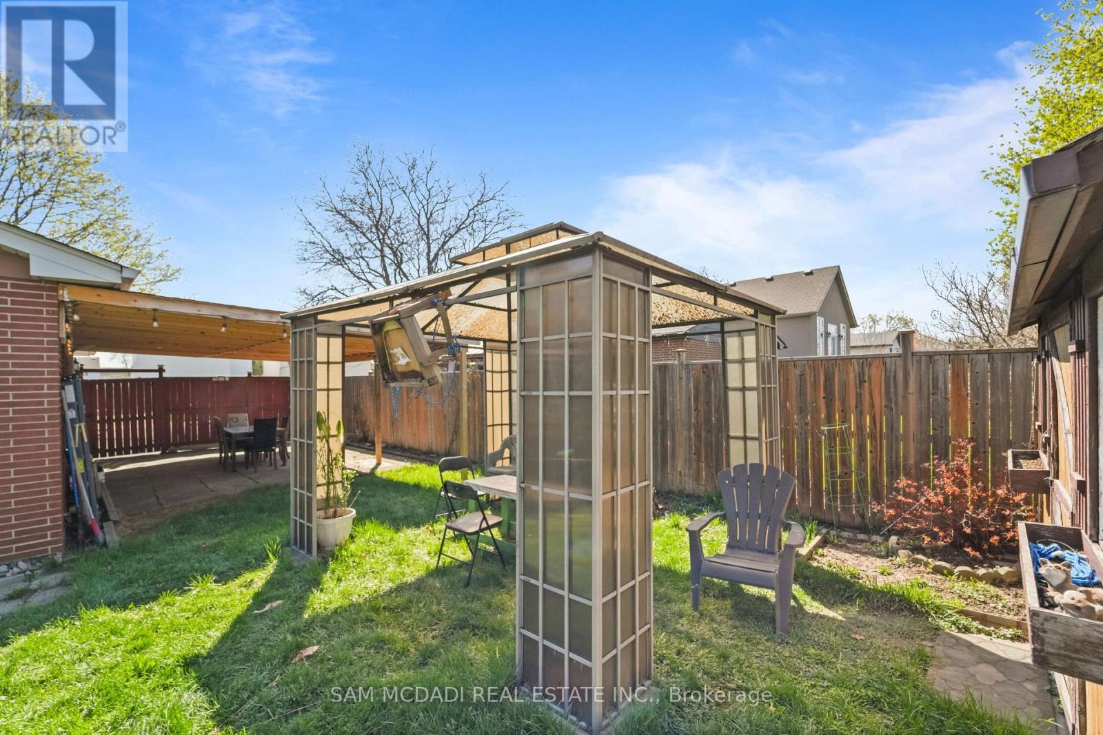 79 Locheed Drive, Hamilton, ON