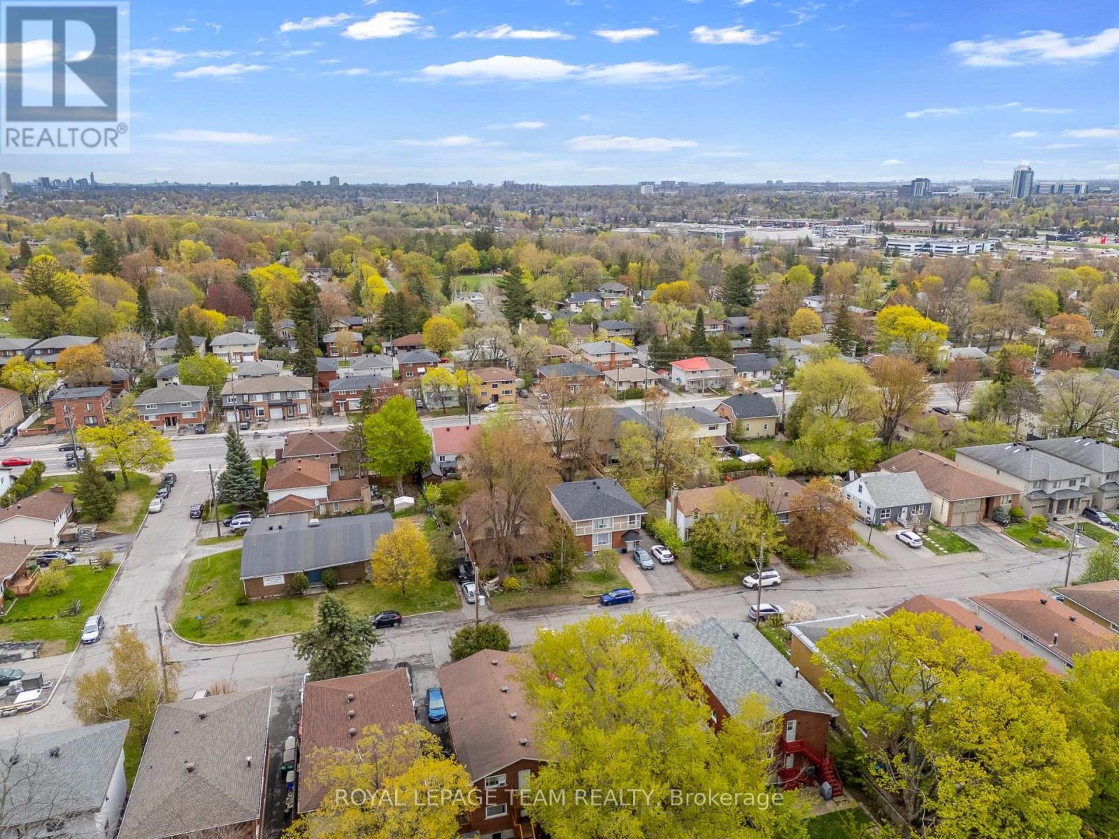 910 Pinecrest Road, Ottawa, ON