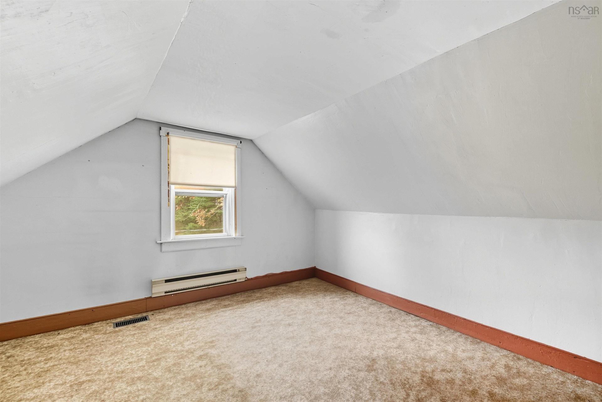 190 Lakeview Crescent, Upper Vaughan, NS