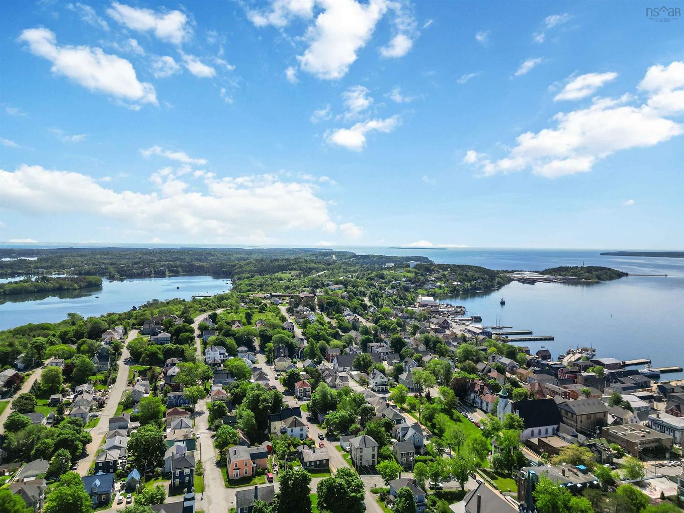 61 York Street, Lunenburg, NS