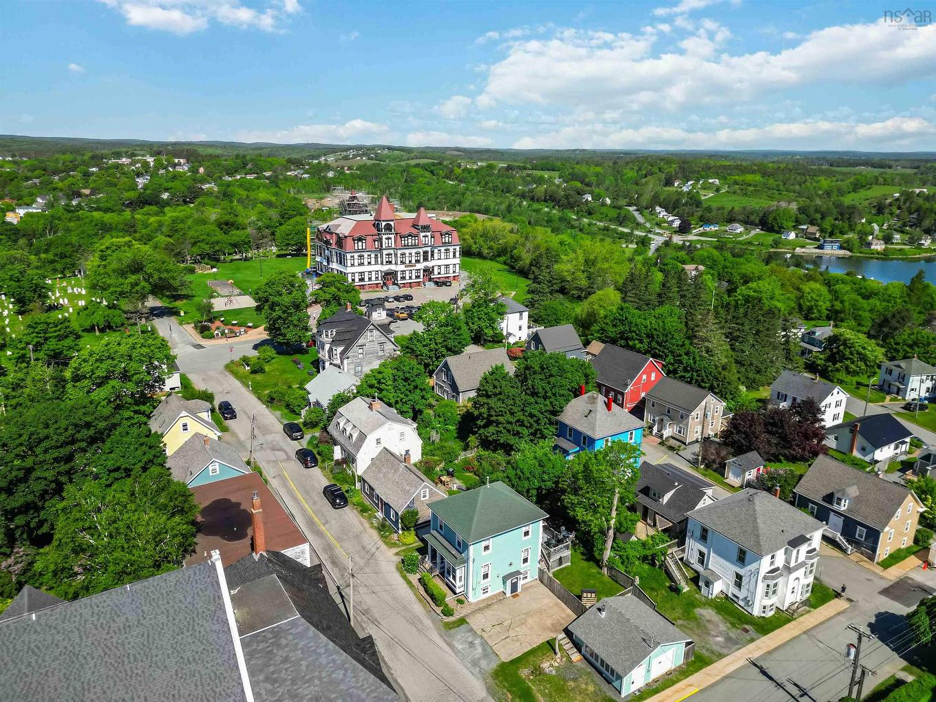 61 York Street, Lunenburg, NS