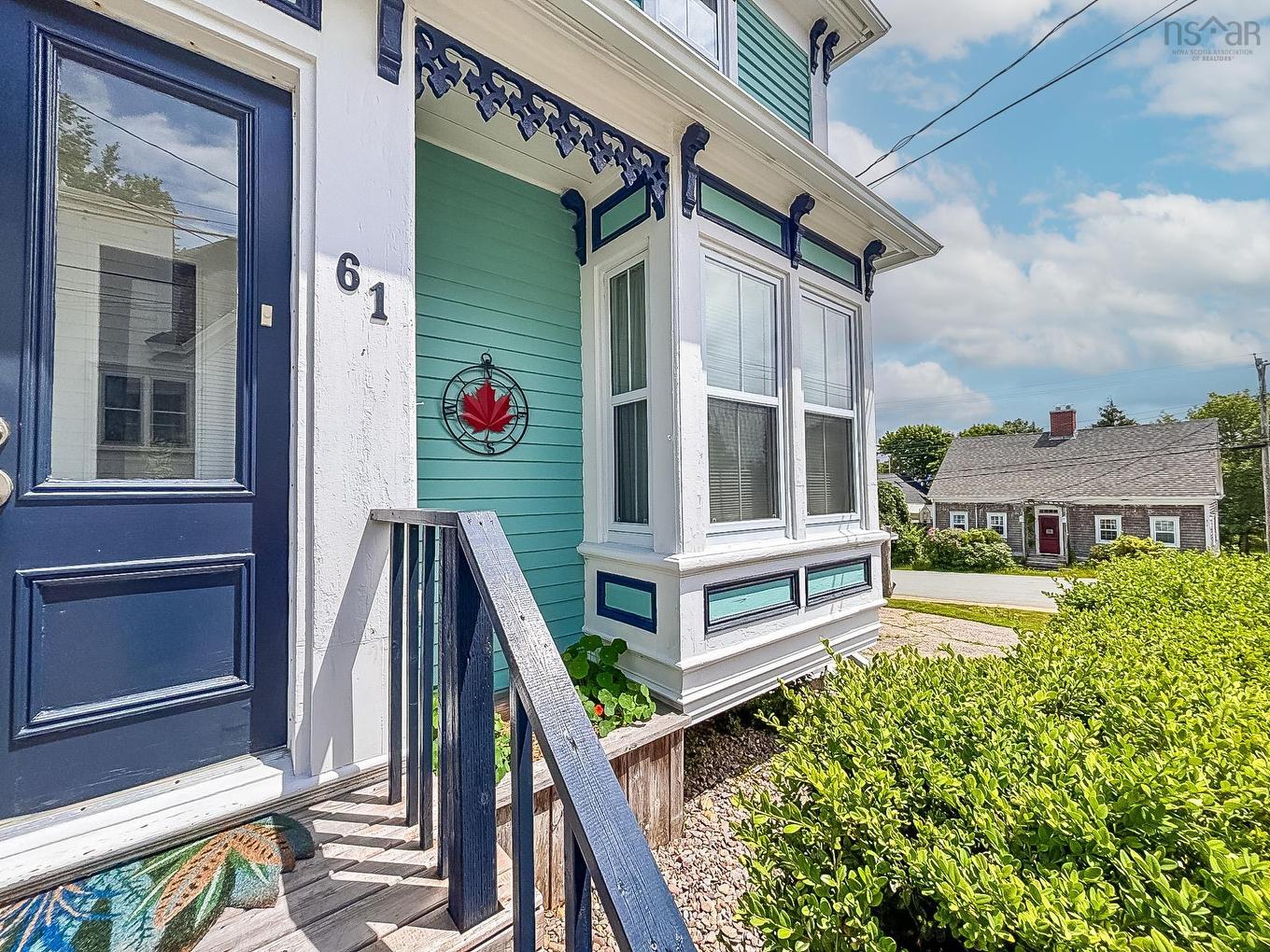 61 York Street, Lunenburg, NS