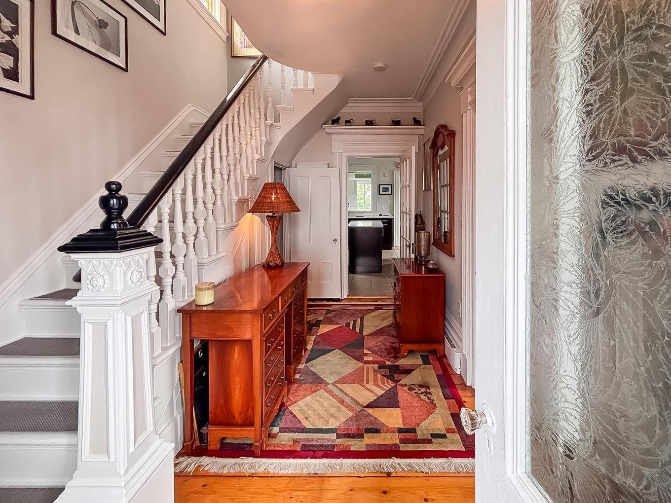 61 York Street, Lunenburg, NS