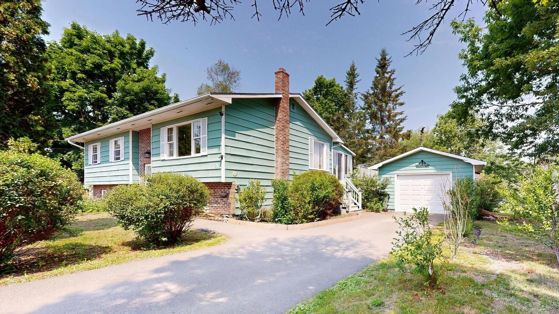 21 Thomas Street, Berwick, NS