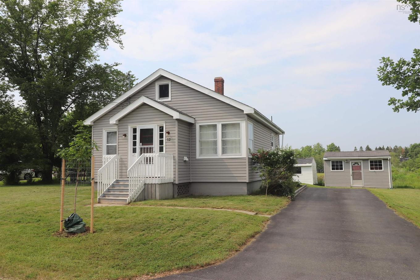 12 Richardson Avenue, Truro, NS