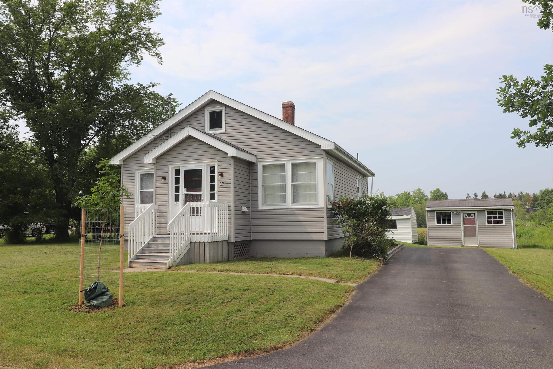 12 Richardson Avenue, Truro, NS