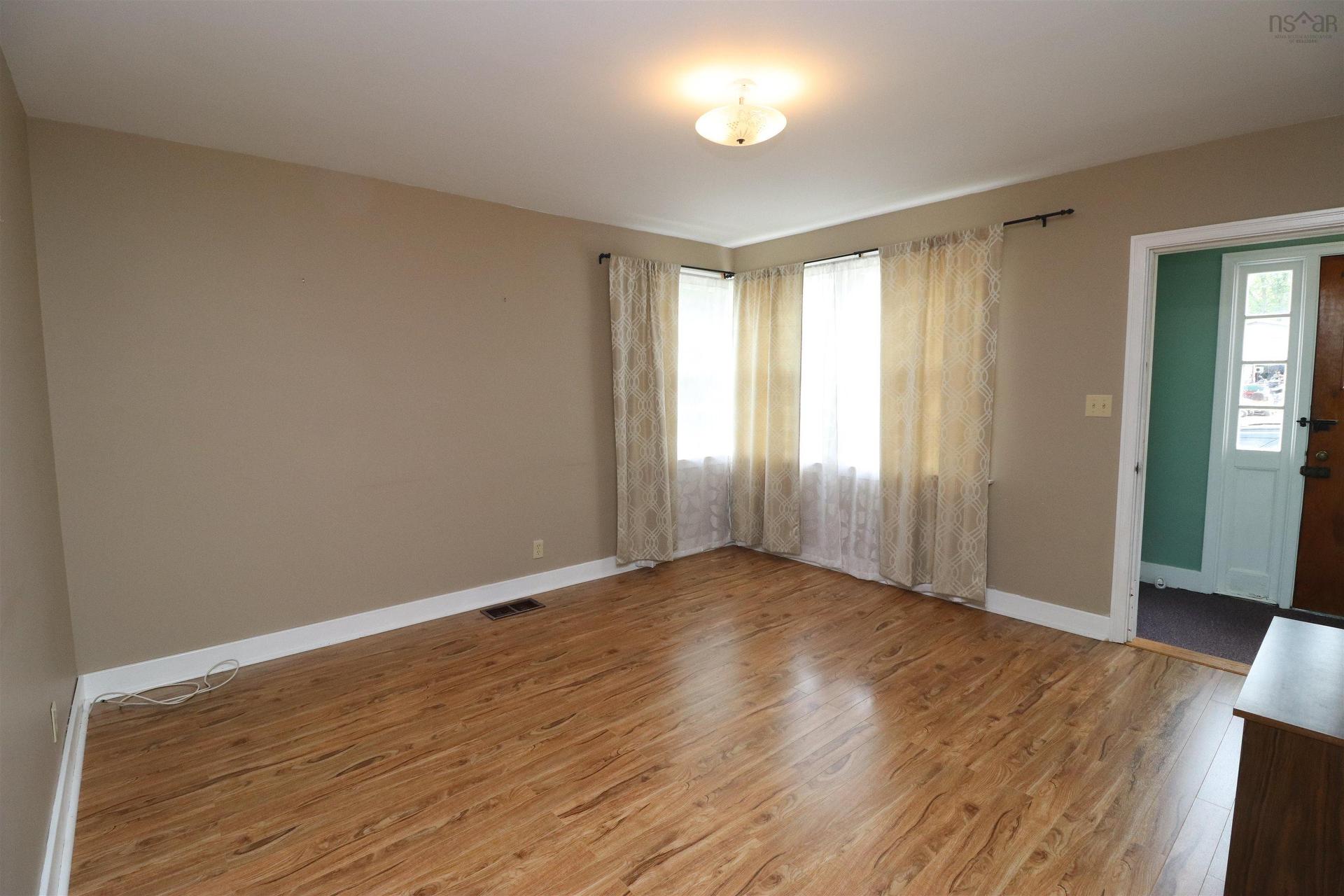 12 Richardson Avenue, Truro, NS