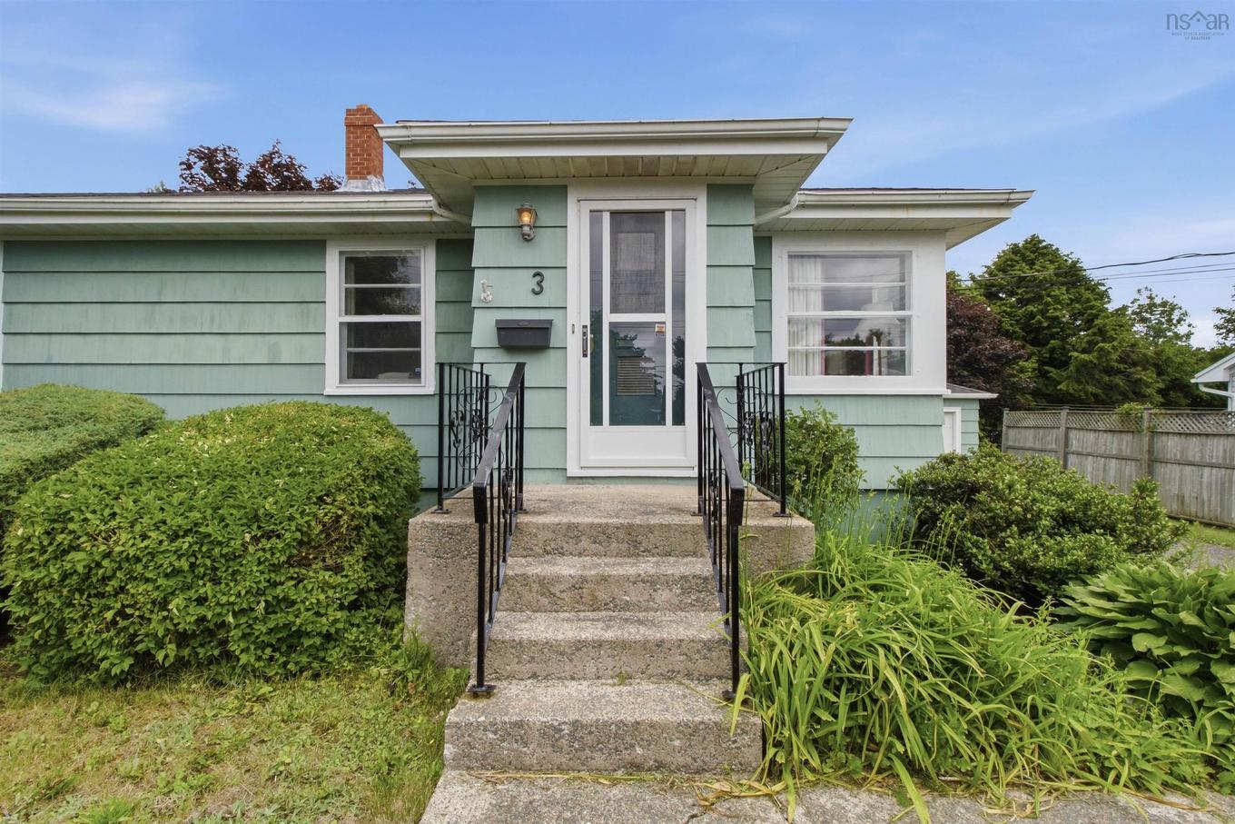 3 Guysborough Avenue, Dartmouth, NS