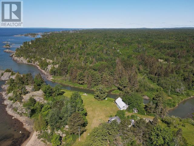 26 Walker Ln, Huron Shores, ON