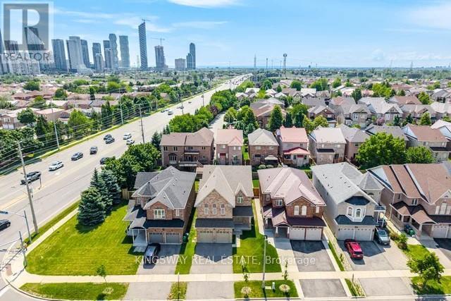 754 White Clover Way, Mississauga, ON