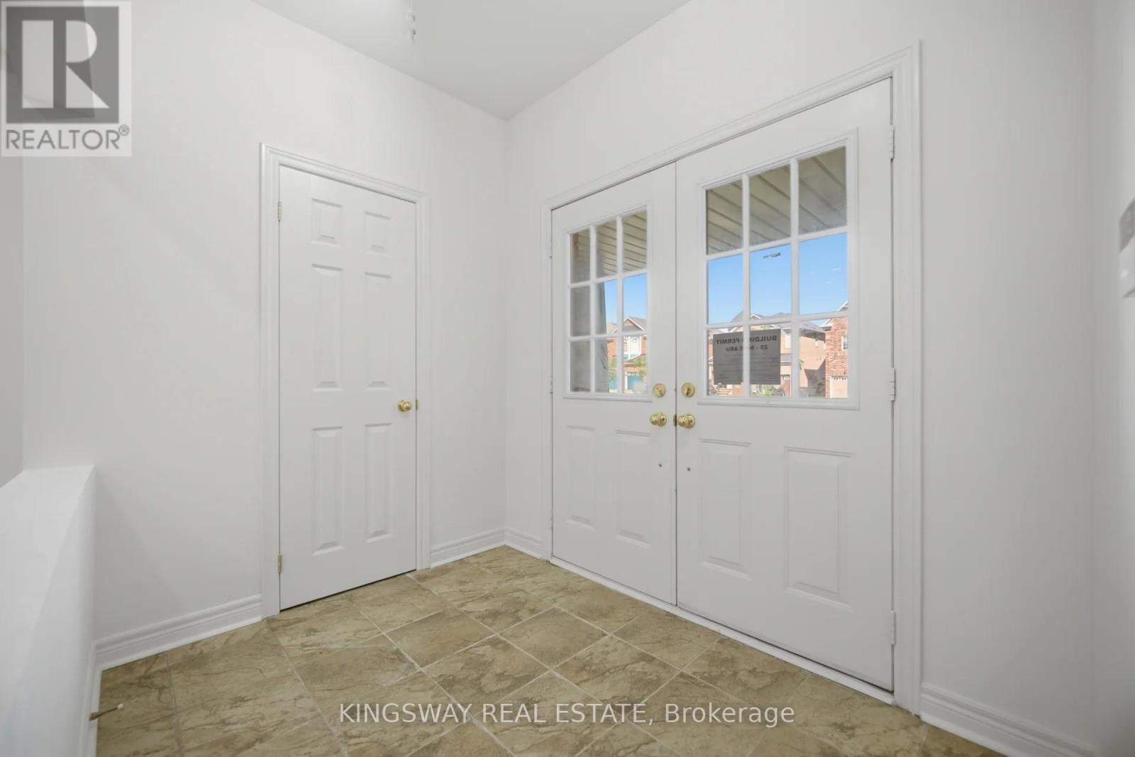 754 White Clover Way, Mississauga, ON