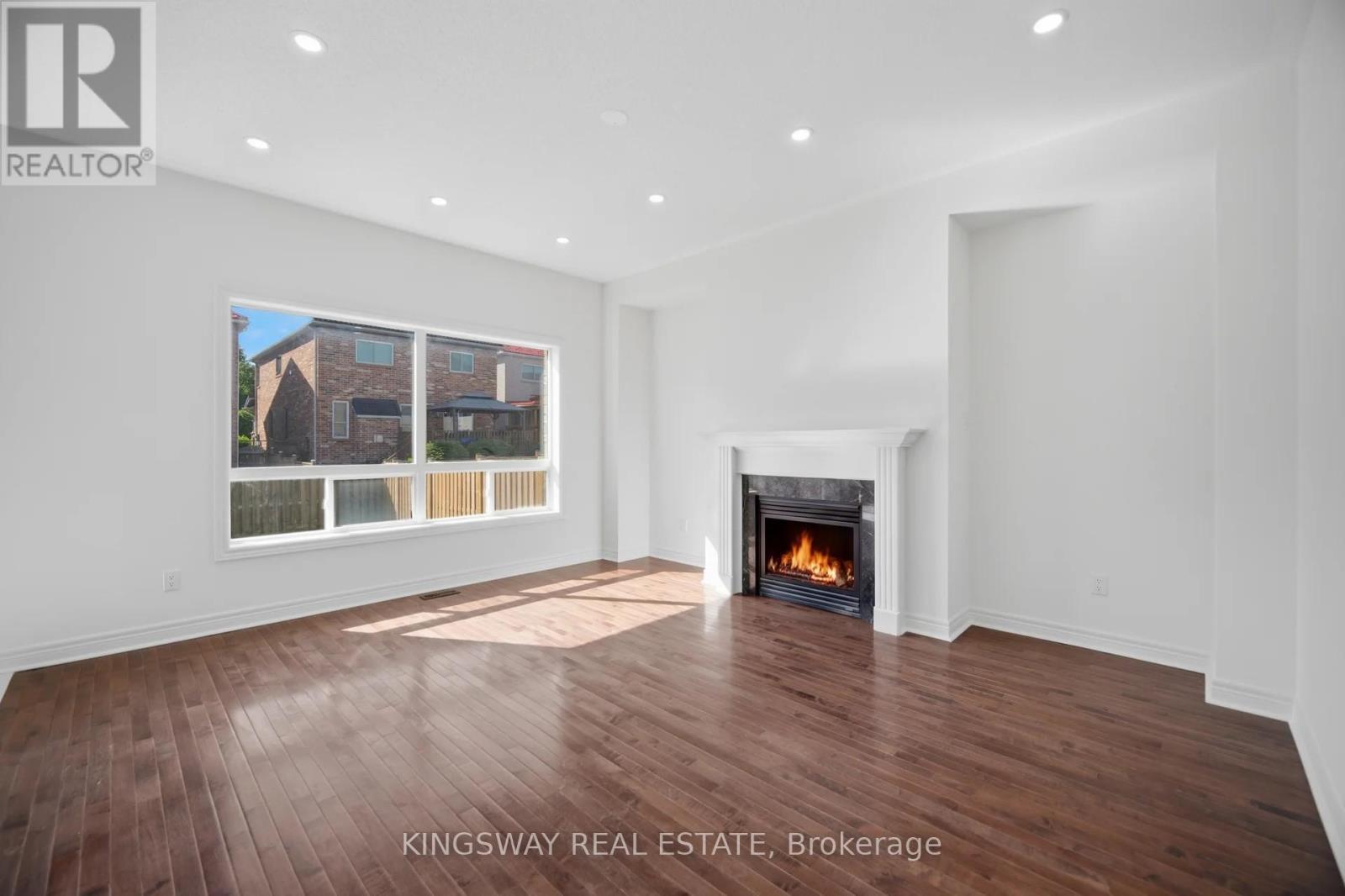 754 White Clover Way, Mississauga, ON