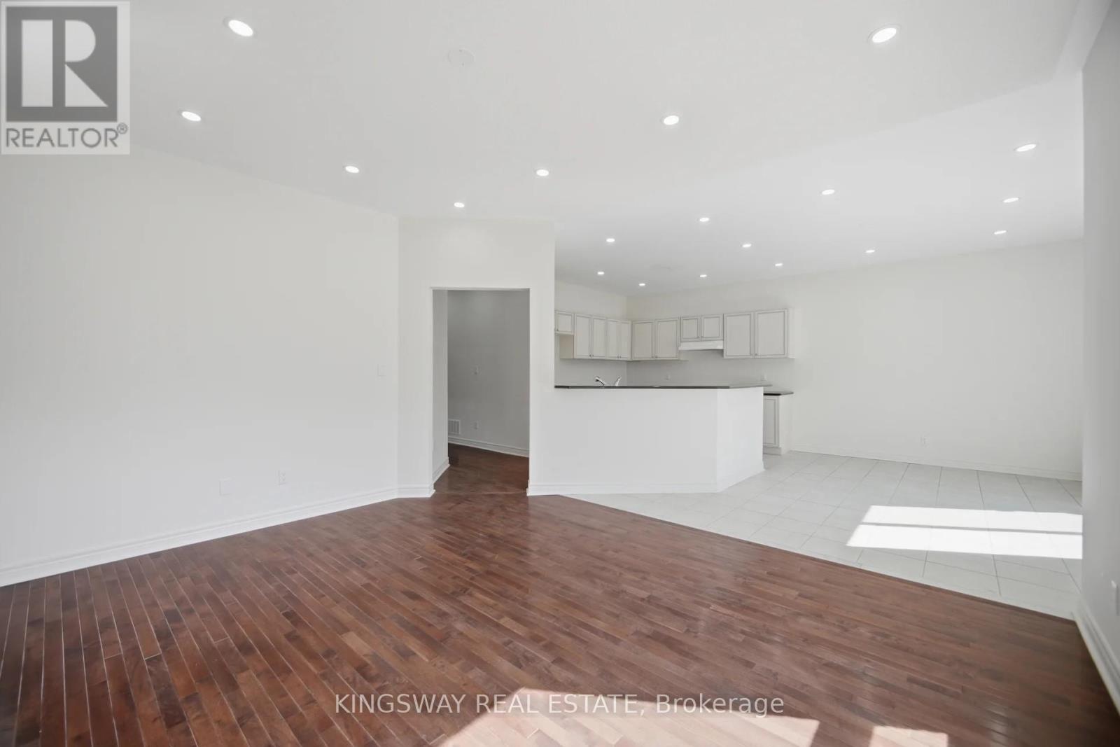 754 White Clover Way, Mississauga, ON