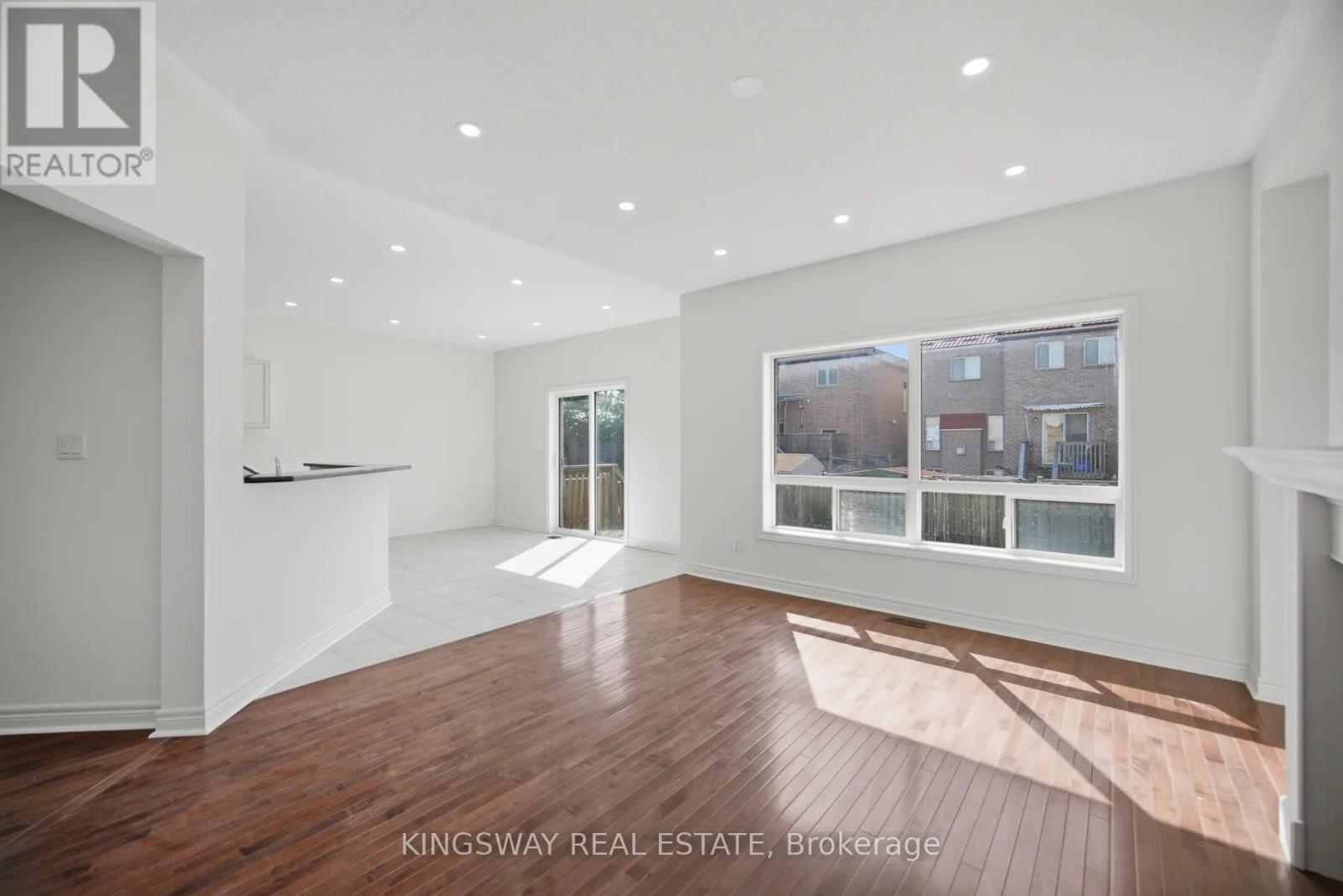 754 White Clover Way, Mississauga, ON