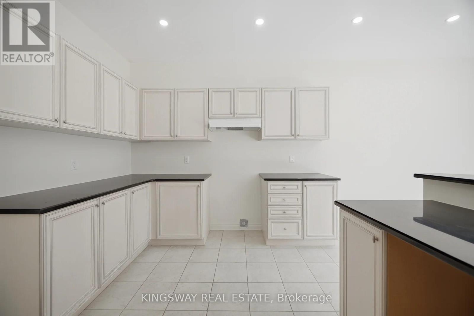 754 White Clover Way, Mississauga, ON