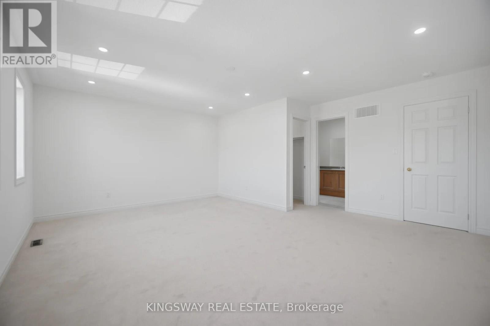 754 White Clover Way, Mississauga, ON