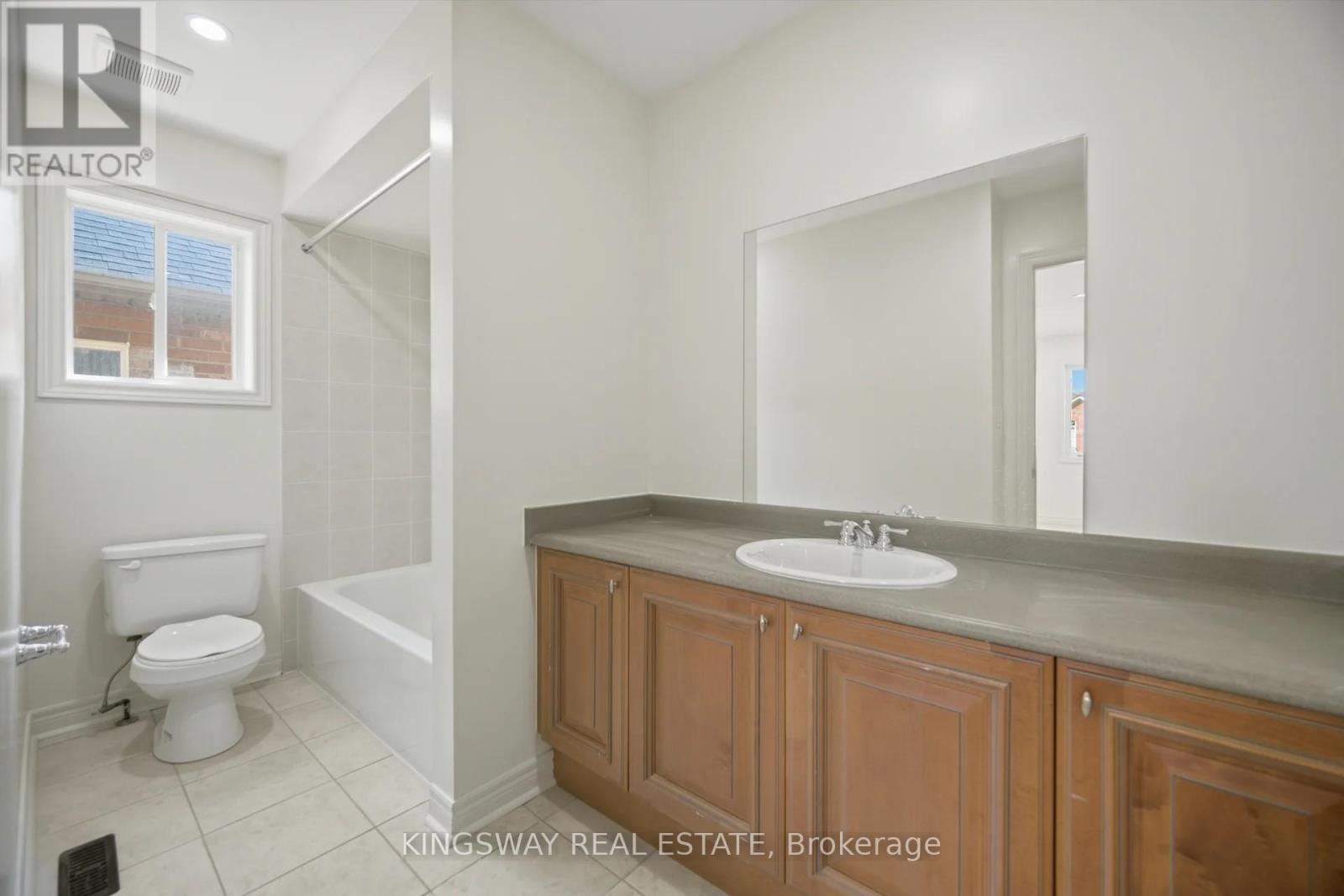 754 White Clover Way, Mississauga, ON