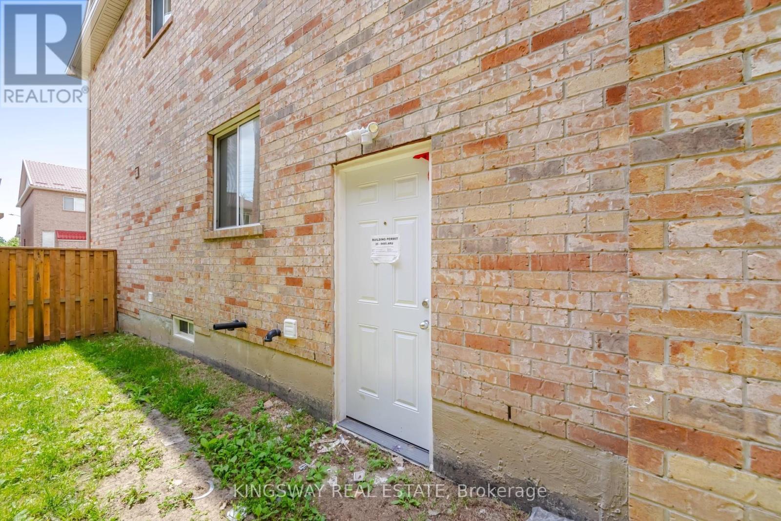 754 White Clover Way, Mississauga, ON