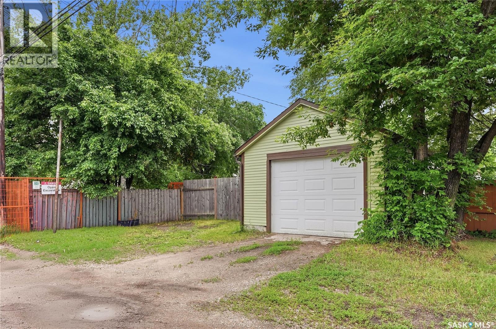1146 K Avenue S, Saskatoon, SK