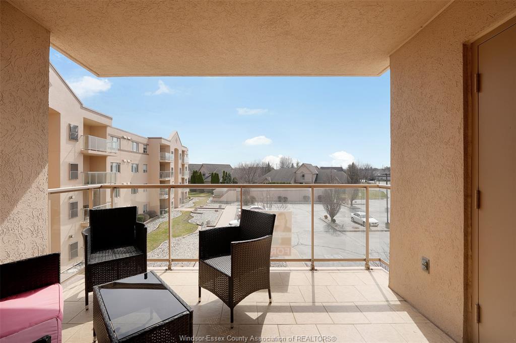 315-310 Village Grove Drive, Tecumseh, ON