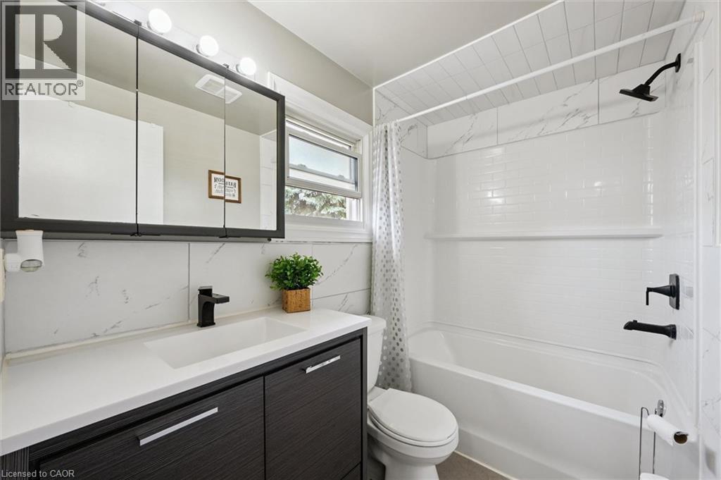 20 Heathwood Court, Cambridge, ON