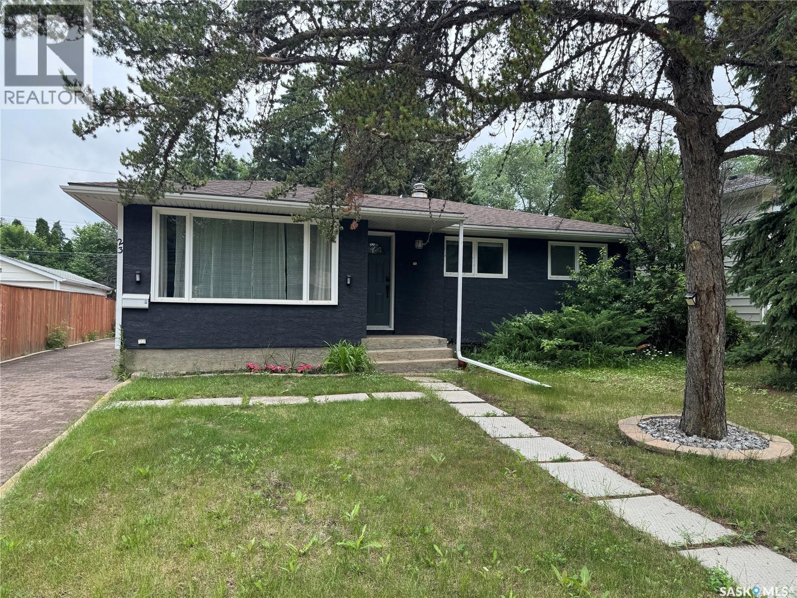 23 Dunning Crescent, Saskatoon, SK
