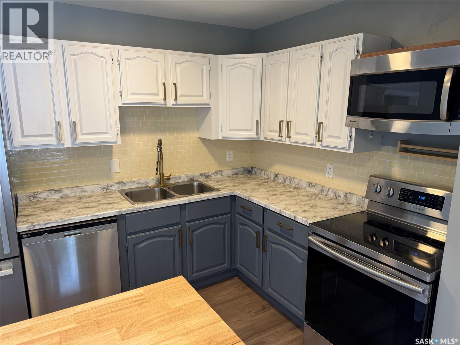 23 Dunning Crescent, Saskatoon, SK