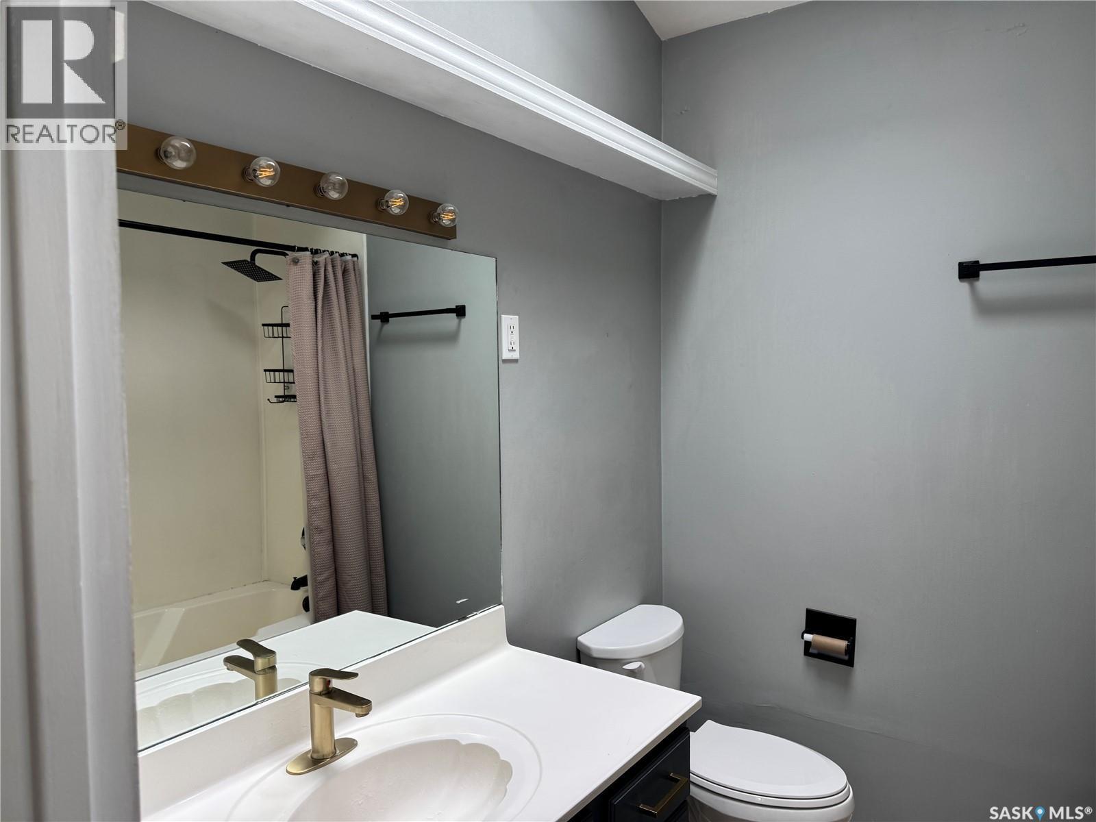 23 Dunning Crescent, Saskatoon, SK