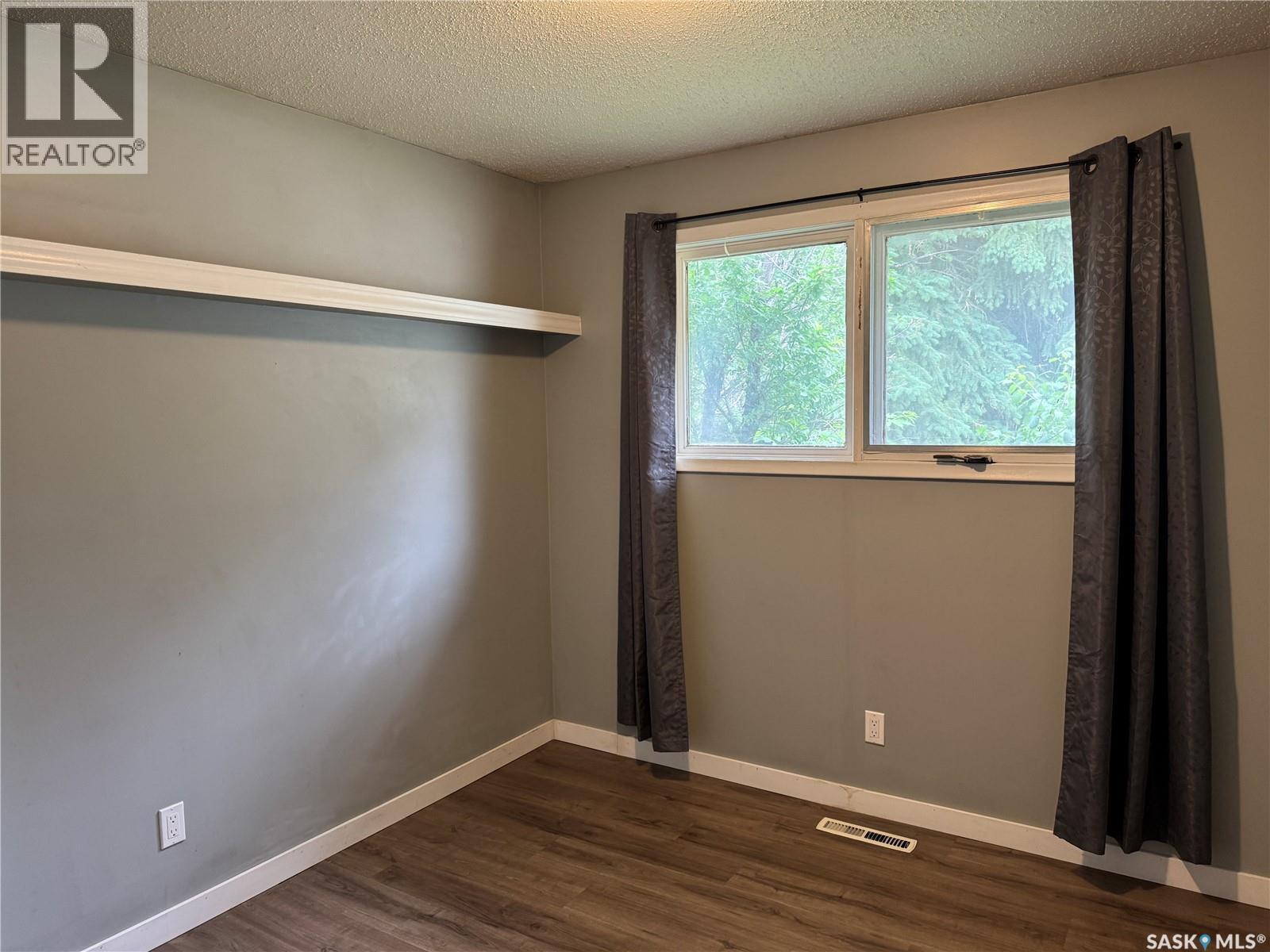 23 Dunning Crescent, Saskatoon, SK