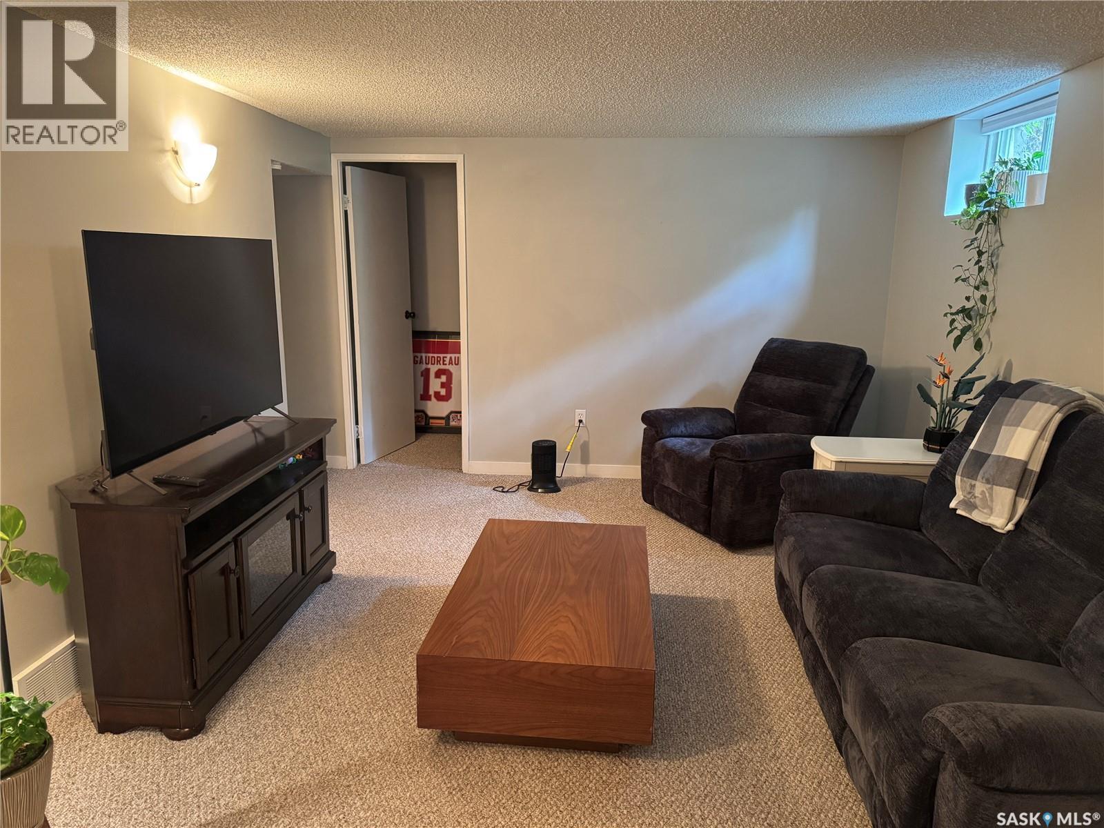 23 Dunning Crescent, Saskatoon, SK