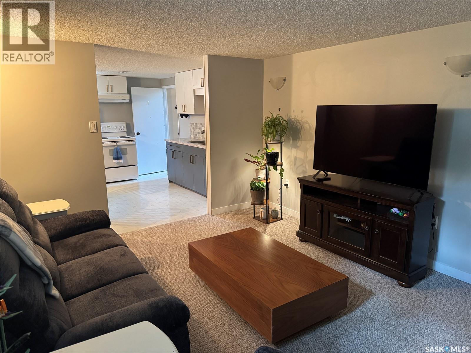 23 Dunning Crescent, Saskatoon, SK