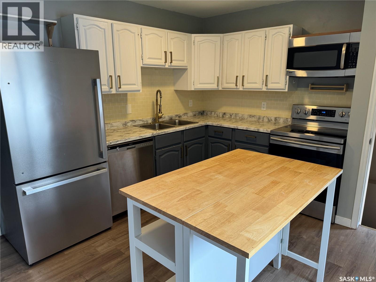 23 Dunning Crescent, Saskatoon, SK