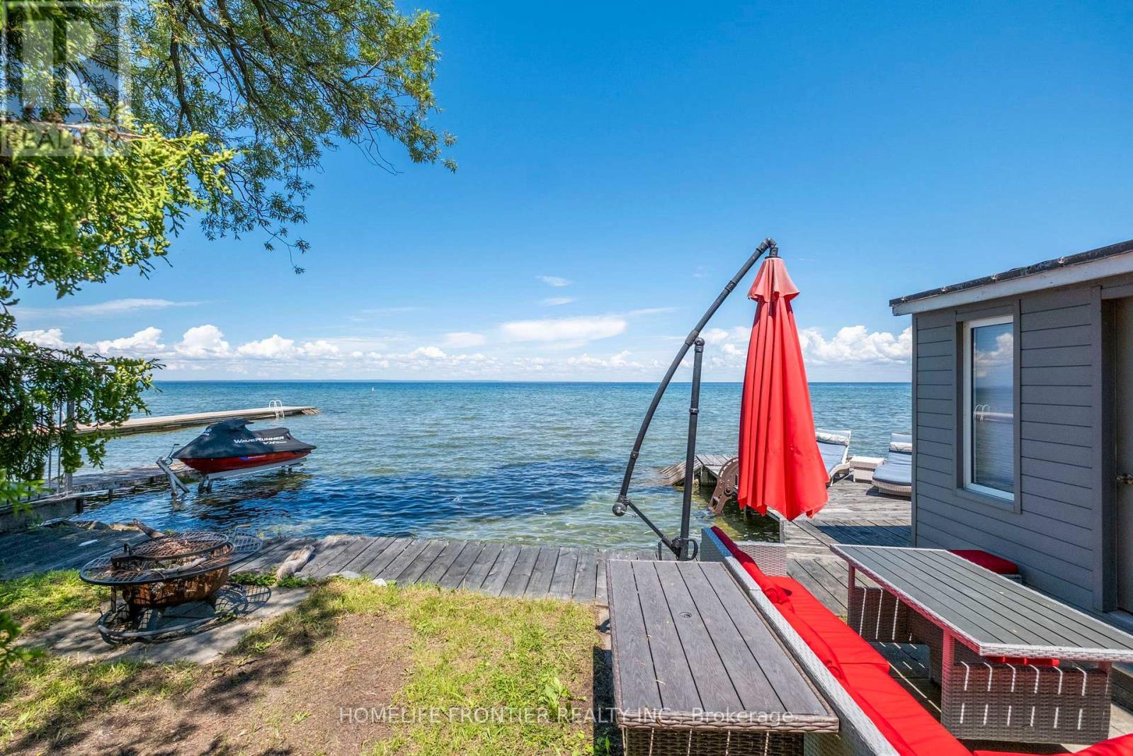 813 Lake Drive E, Georgina, ON