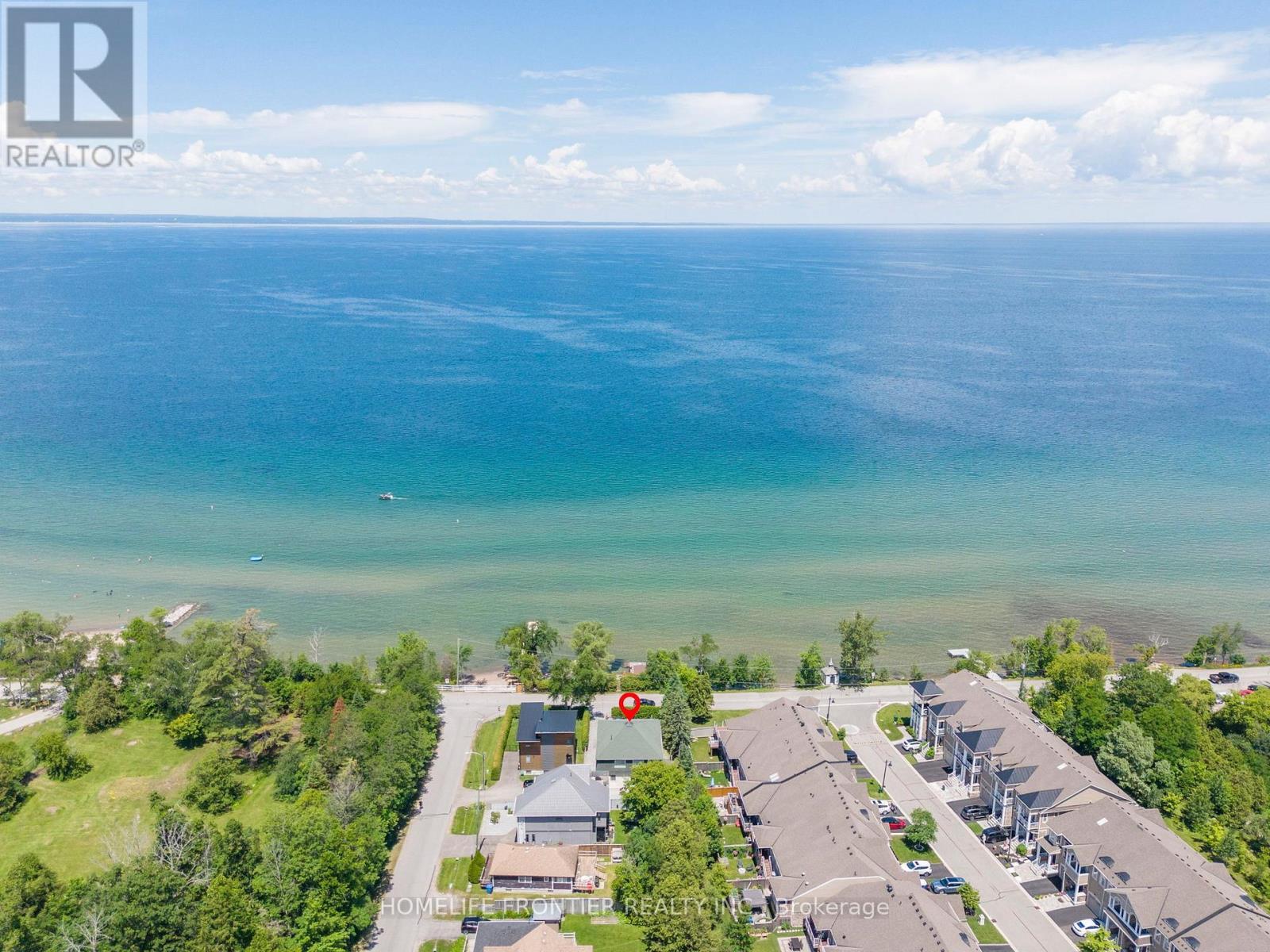 813 Lake Drive E, Georgina, ON