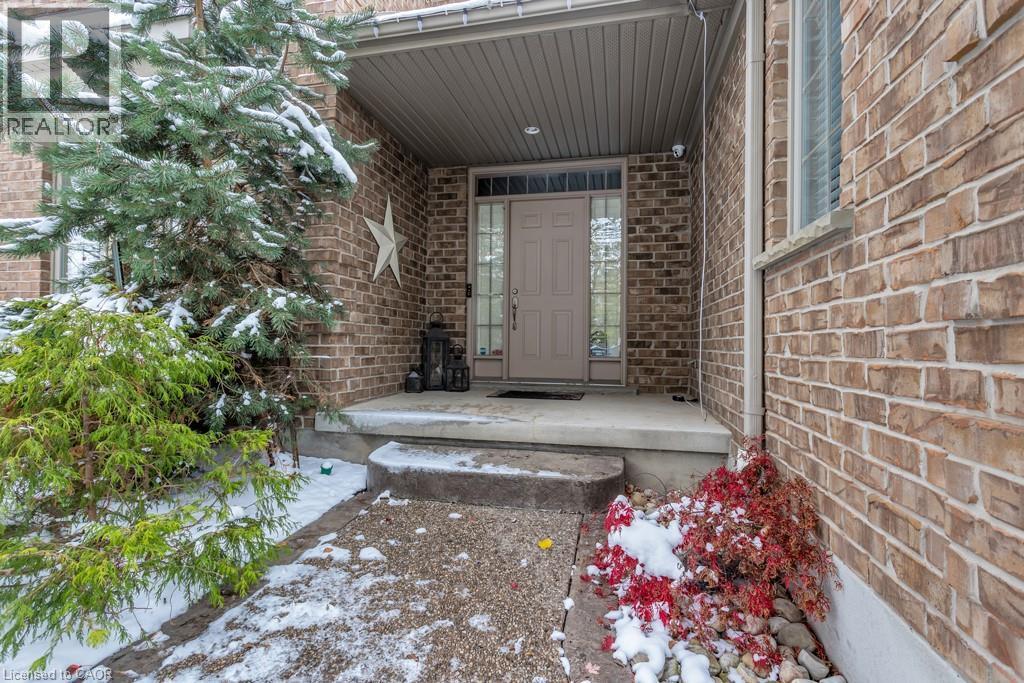 211 Terrace Wood Crescent, Kitchener, ON
