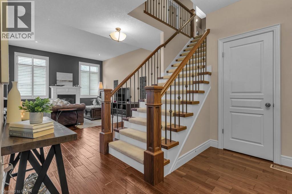 211 Terrace Wood Crescent, Kitchener, ON