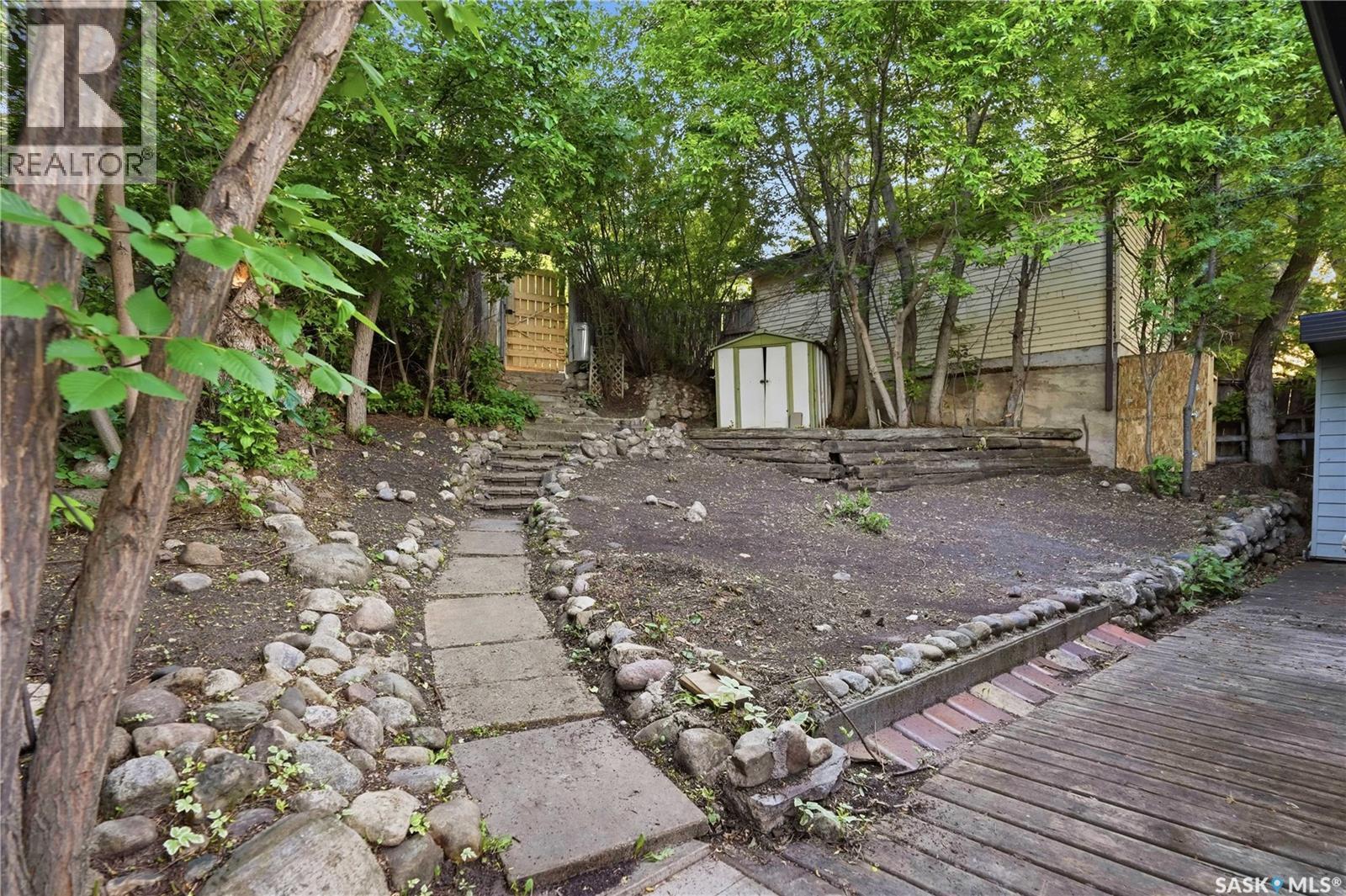 111 B-Say-Tah Road, B-Say-Tah, SK