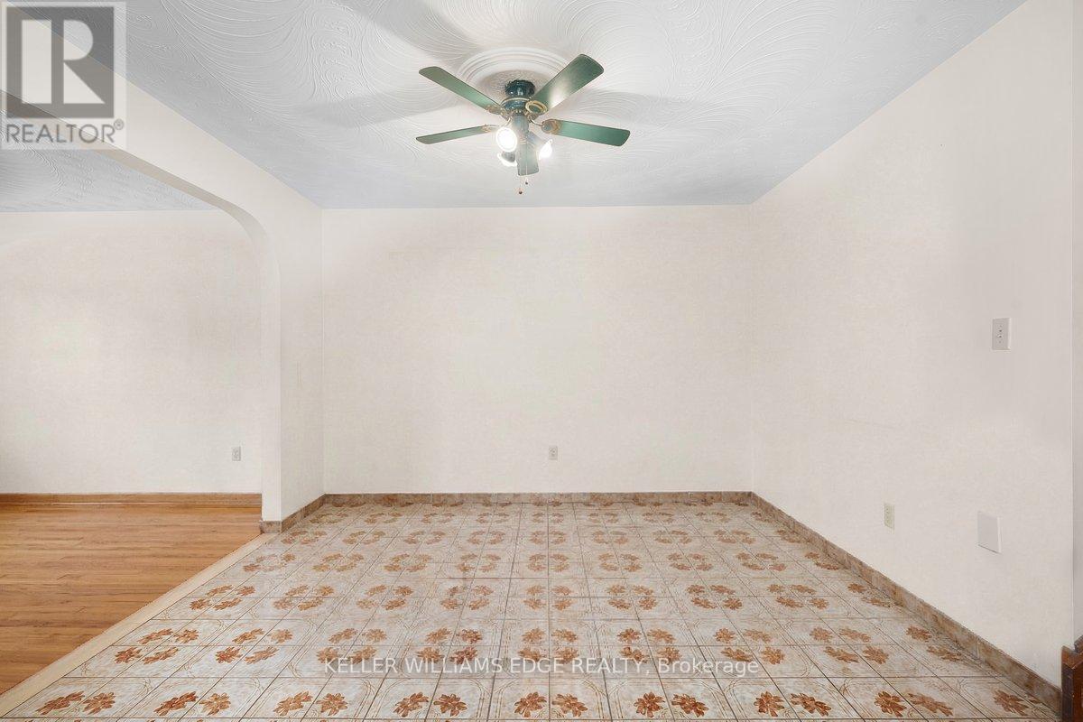 furniture digitally removed for better view - 45 Juniper Drive, Hamilton, ON