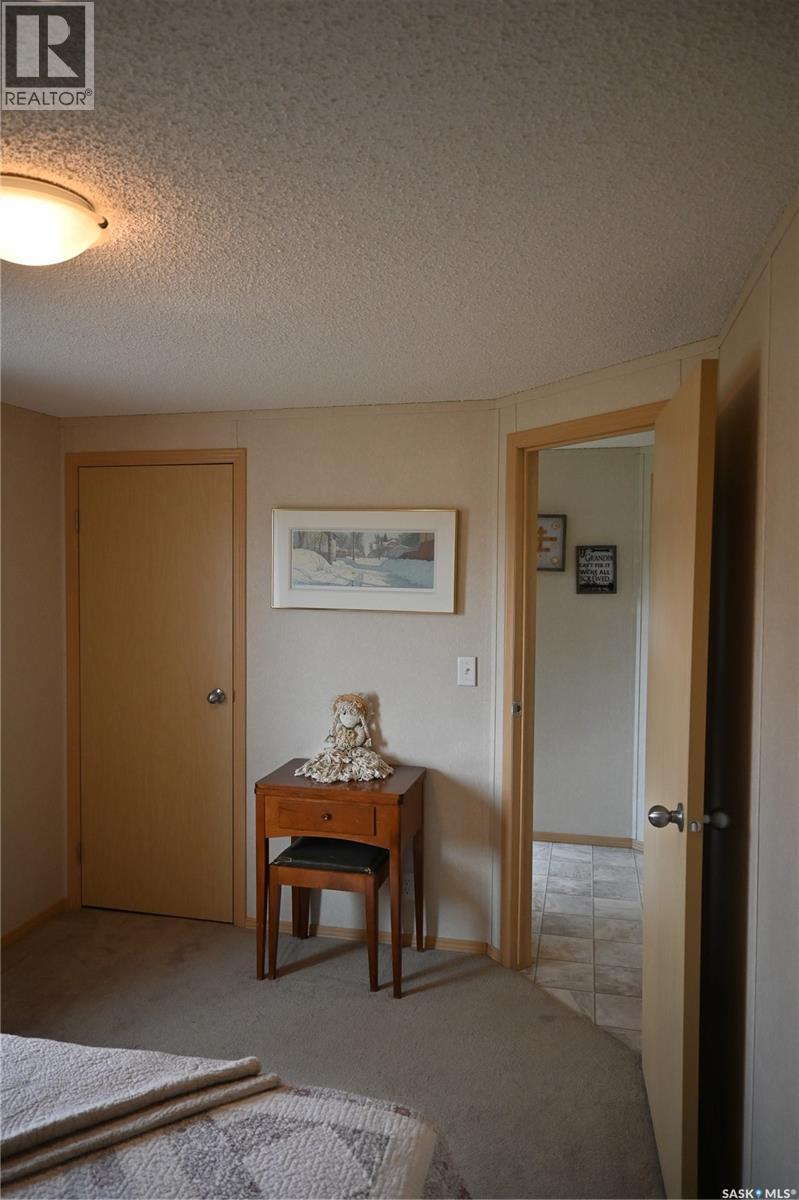 400 Main Street, Lang, SK