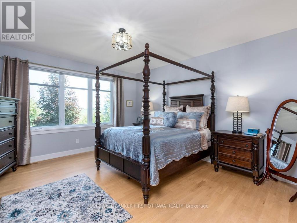 76 Bald Eagle Crescent, Ottawa, ON