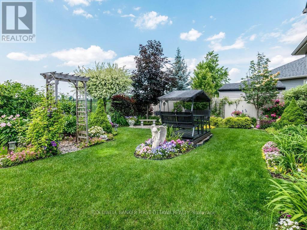 76 Bald Eagle Crescent, Ottawa, ON