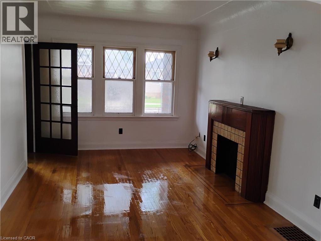 65 Harmony Avenue, Hamilton, ON - Indoor Photo Showing Other Room